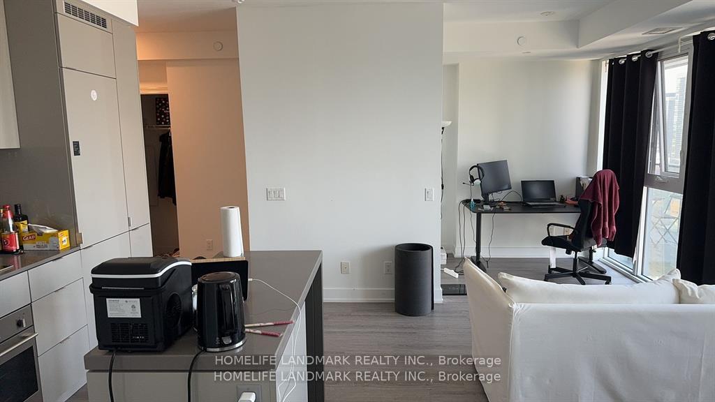 Photo 9 of Unit 3107, 7 Grenville Street, Toronto, Bay Street Corridor — HOMEH