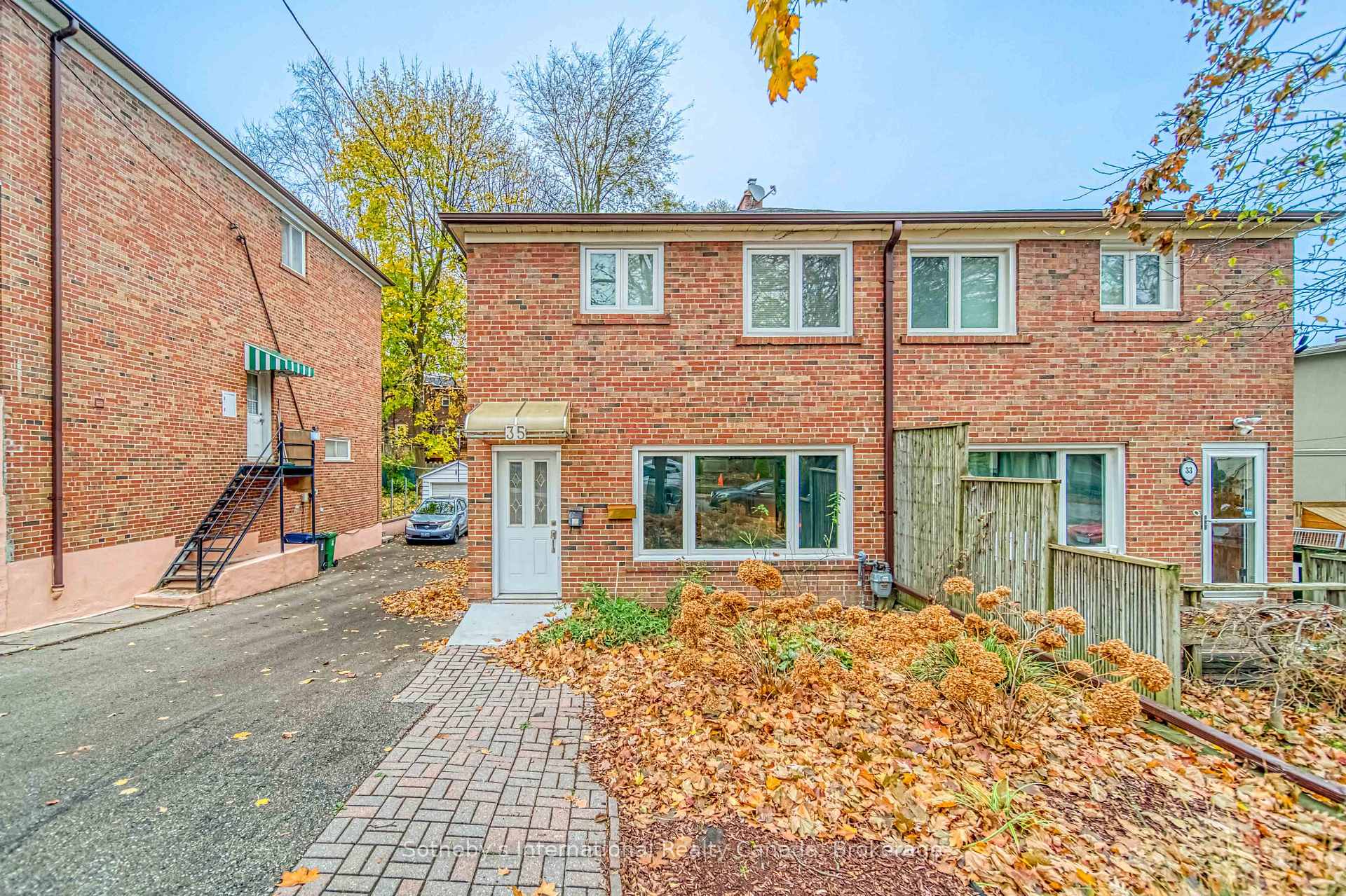 Photo 2 of 35 Bellhaven Road, Toronto, Woodbine Corridor — HOMEH