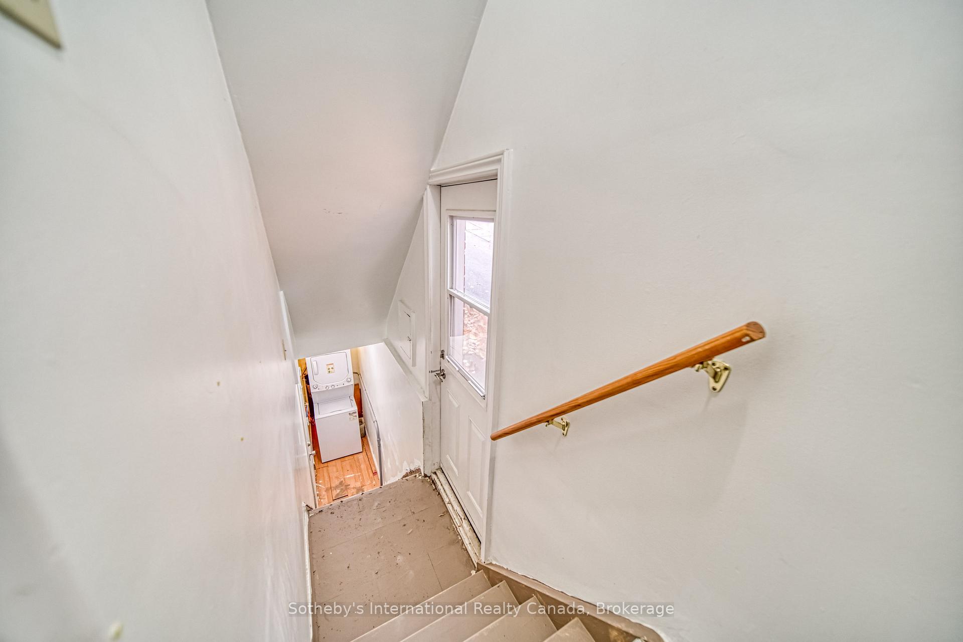 Photo 21 of 35 Bellhaven Road, Toronto, Woodbine Corridor — HOMEH