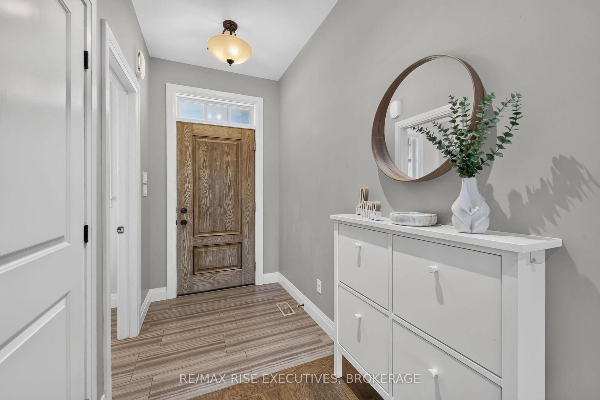 Photo 3 of 1454 Evergreen Drive, Kingston, City Northwest — HOMEH