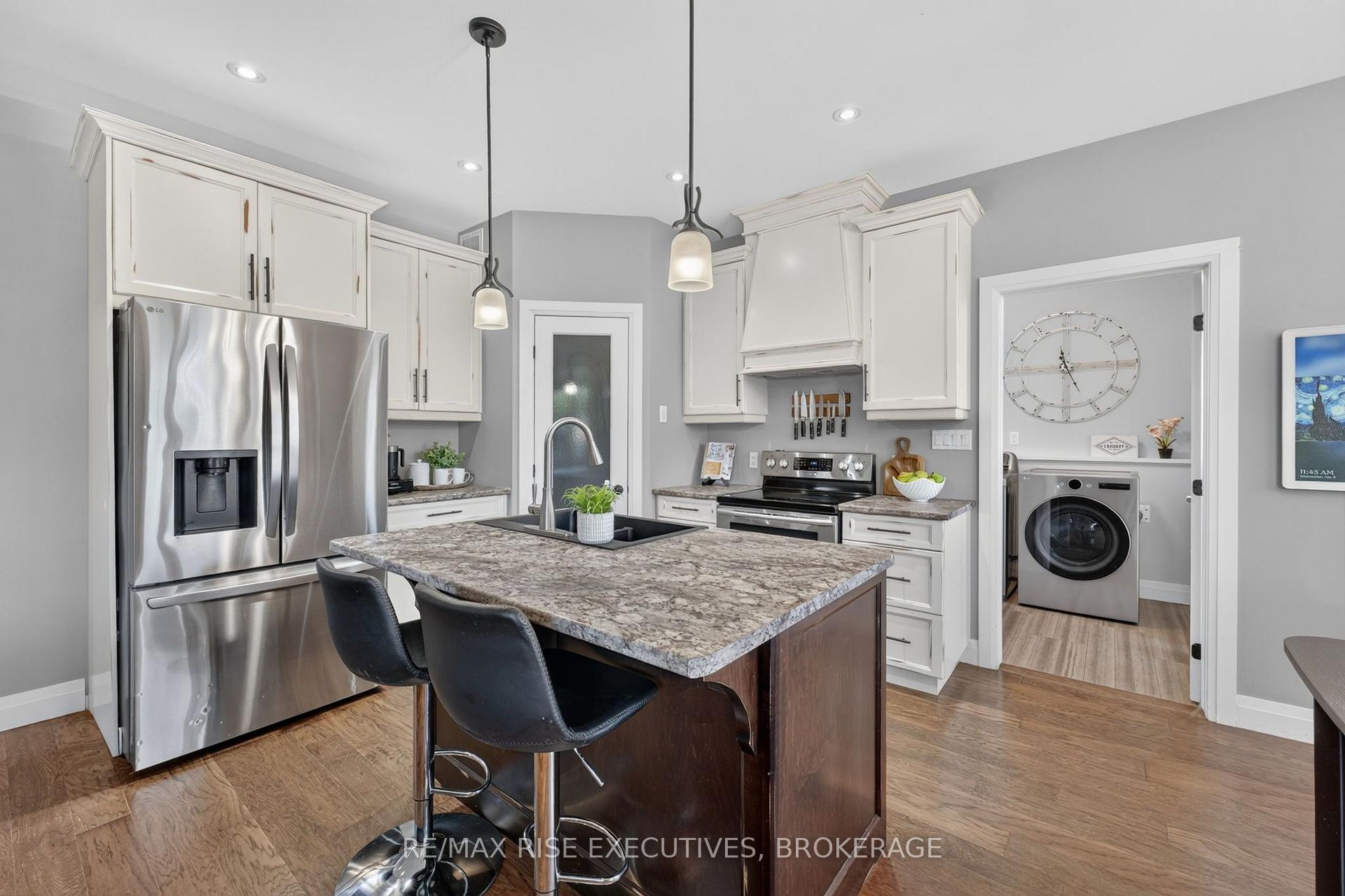 Photo 9 of 1454 Evergreen Drive, Kingston, City Northwest — HOMEH