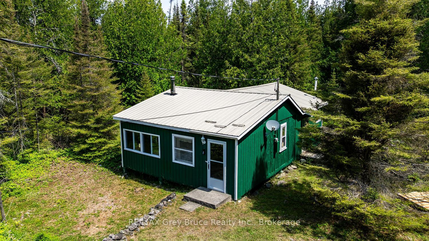 Front of 949 Dorcas Bay Road