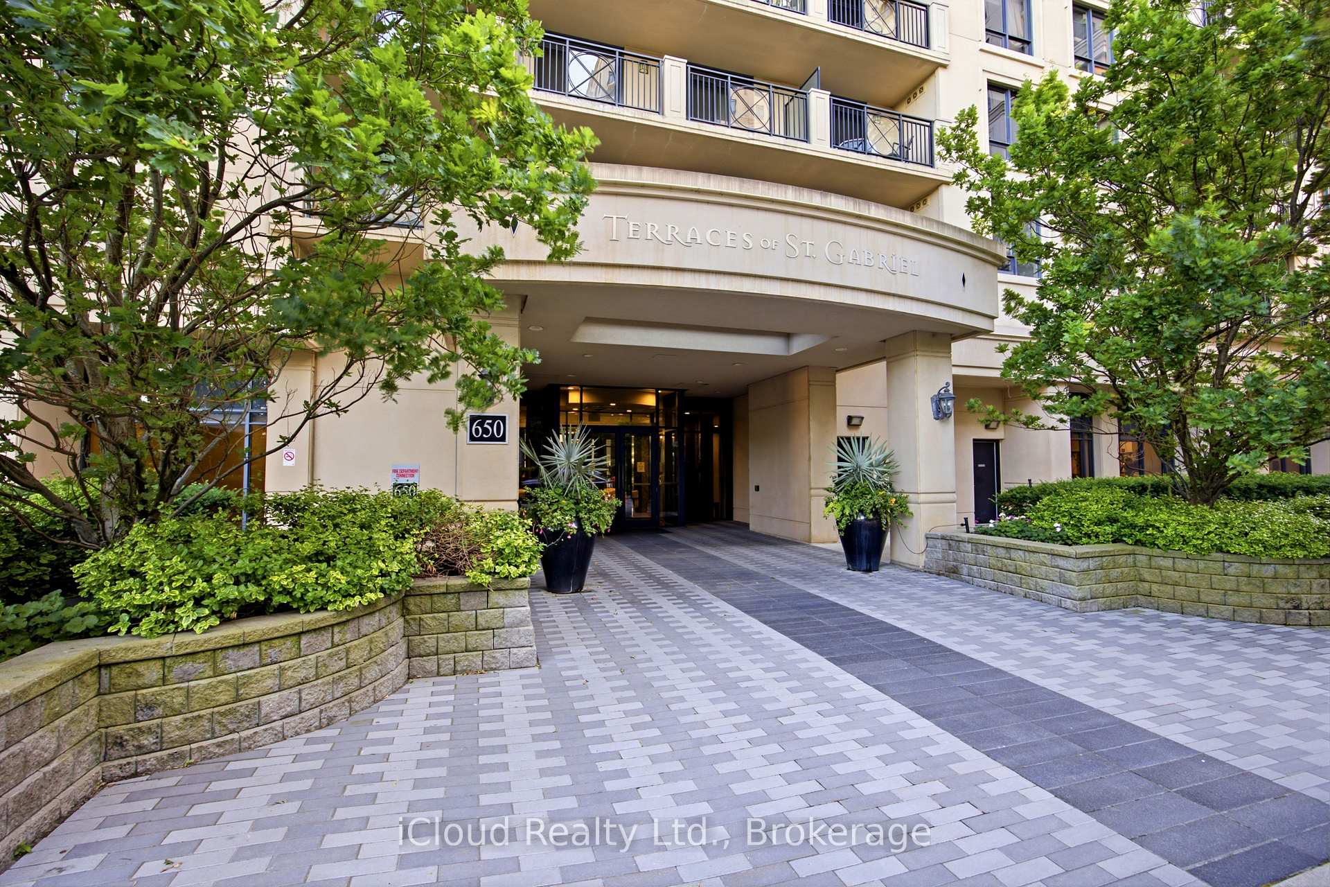 Photo 3 of Unit Ph16, 650 Sheppard Avenue E, North York, Bayview Village — HOMEH