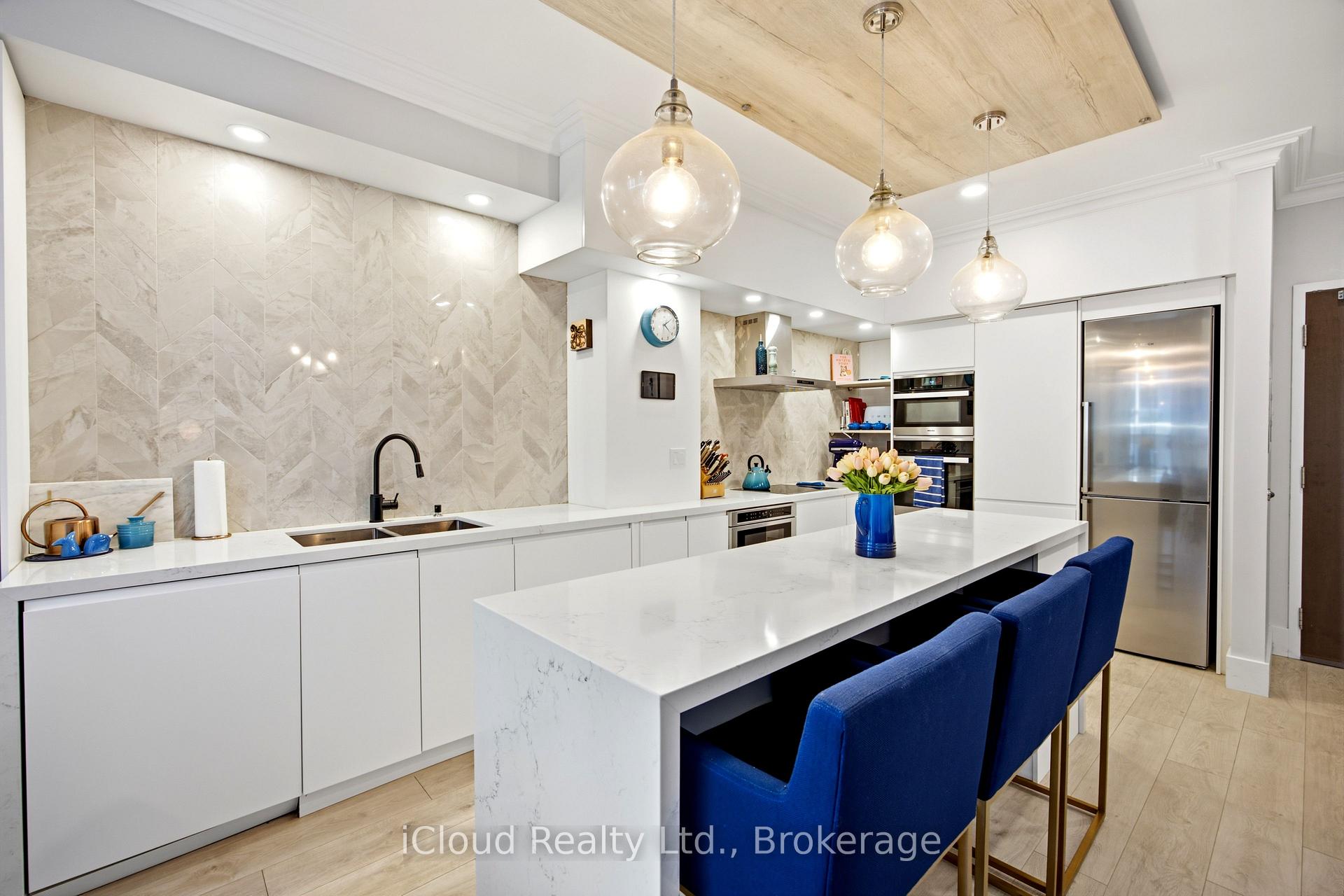 Photo 11 of Unit Ph16, 650 Sheppard Avenue E, North York, Bayview Village — HOMEH