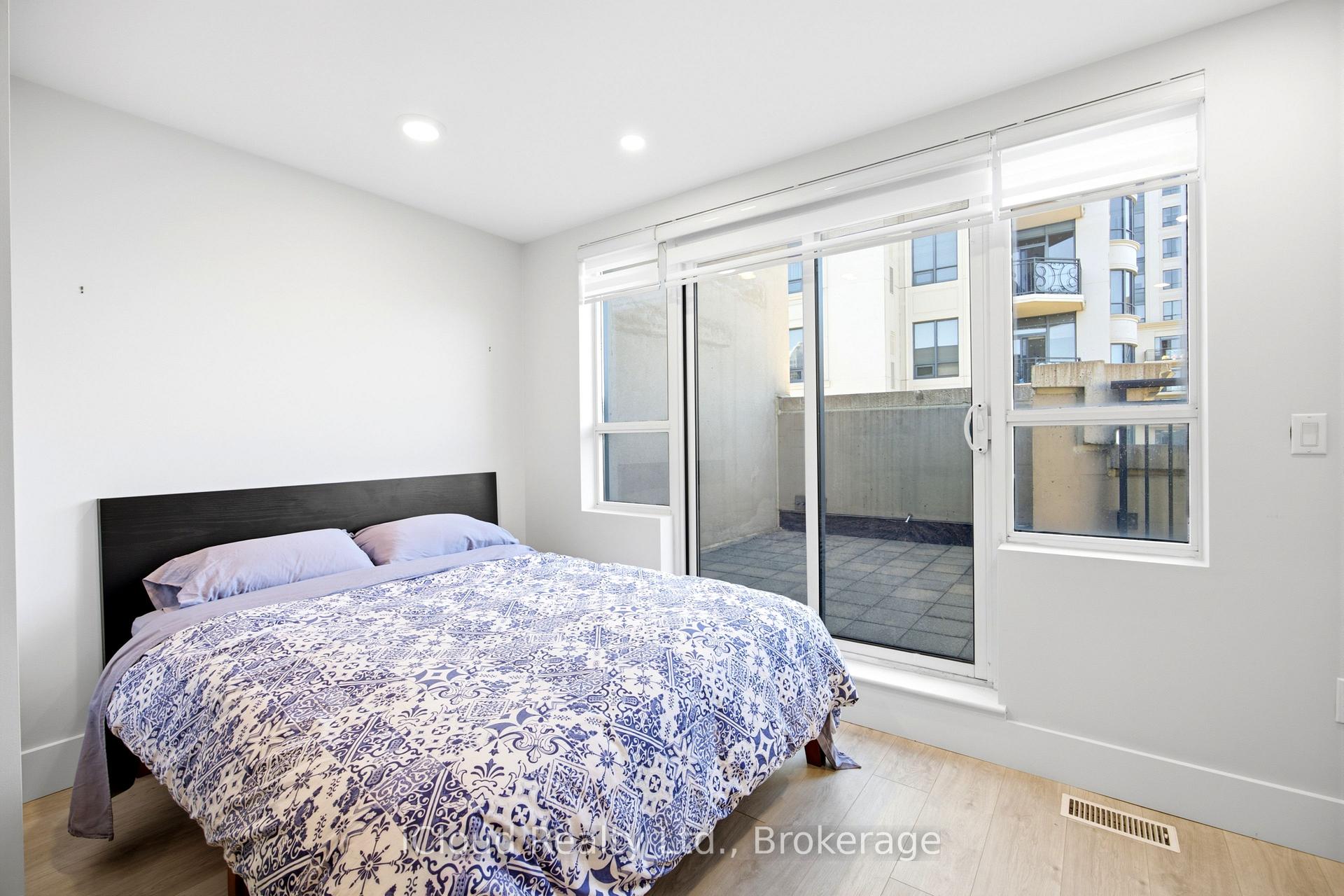Photo 32 of Unit Ph16, 650 Sheppard Avenue E, North York, Bayview Village — HOMEH