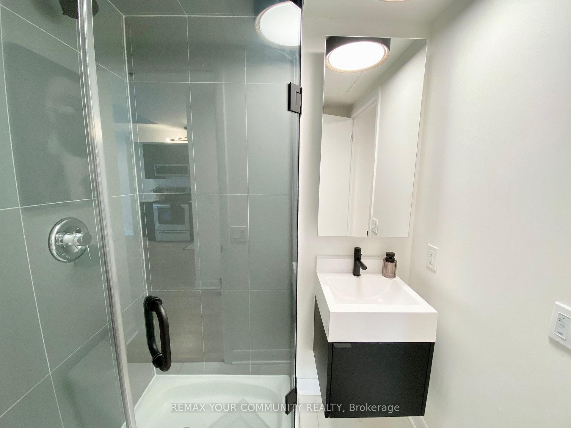 Photo 9 of Unit 402, 375 King Street W, Toronto, Waterfront Communities — HOMEH