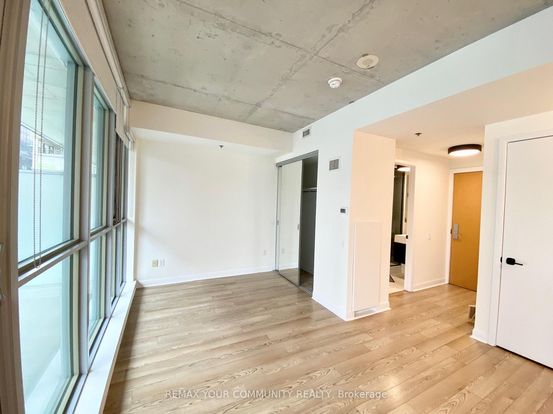 Photo 14 of Unit 402, 375 King Street W, Toronto, Waterfront Communities — HOMEH