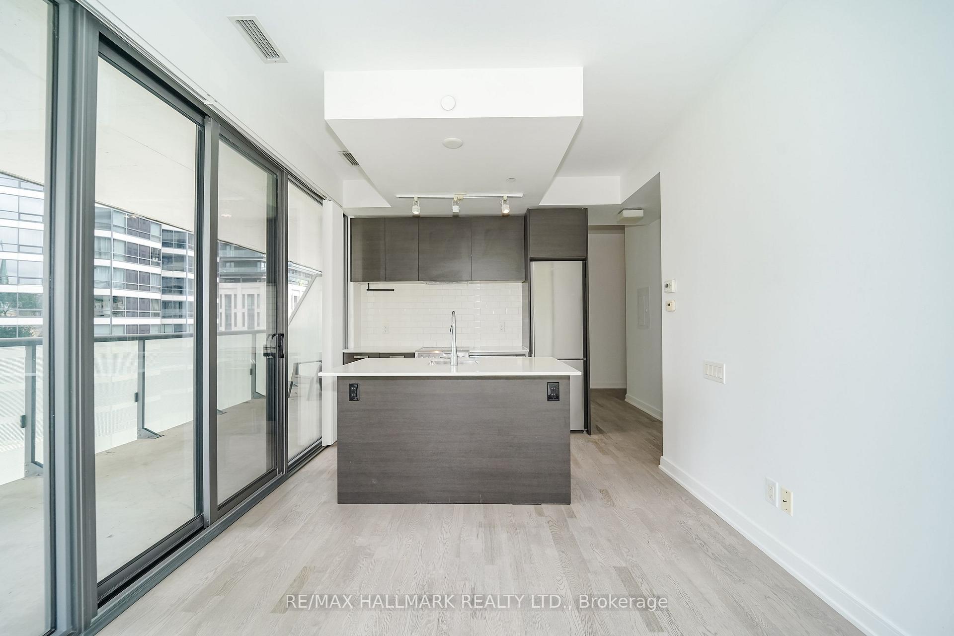 Photo 4 of Unit 622, 57 St Joseph Street, Toronto, Bay Street Corridor — HOMEH