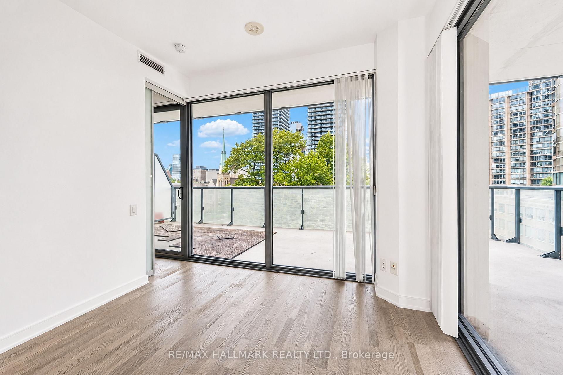 Photo 6 of Unit 622, 57 St Joseph Street, Toronto, Bay Street Corridor — HOMEH