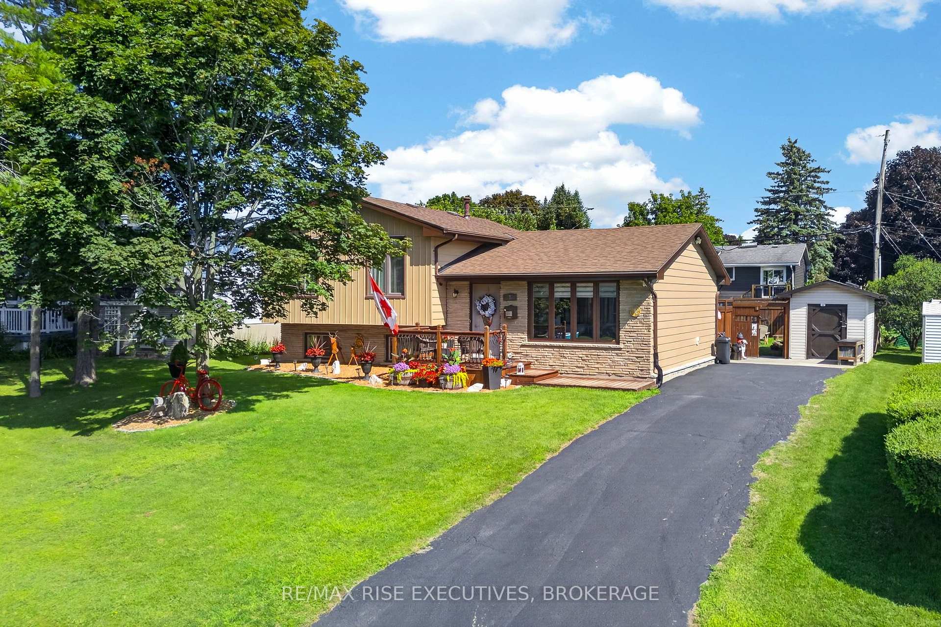 Photo 1 of 7 Cornell Avenue, Loyalist, Amherstview — HOMEH