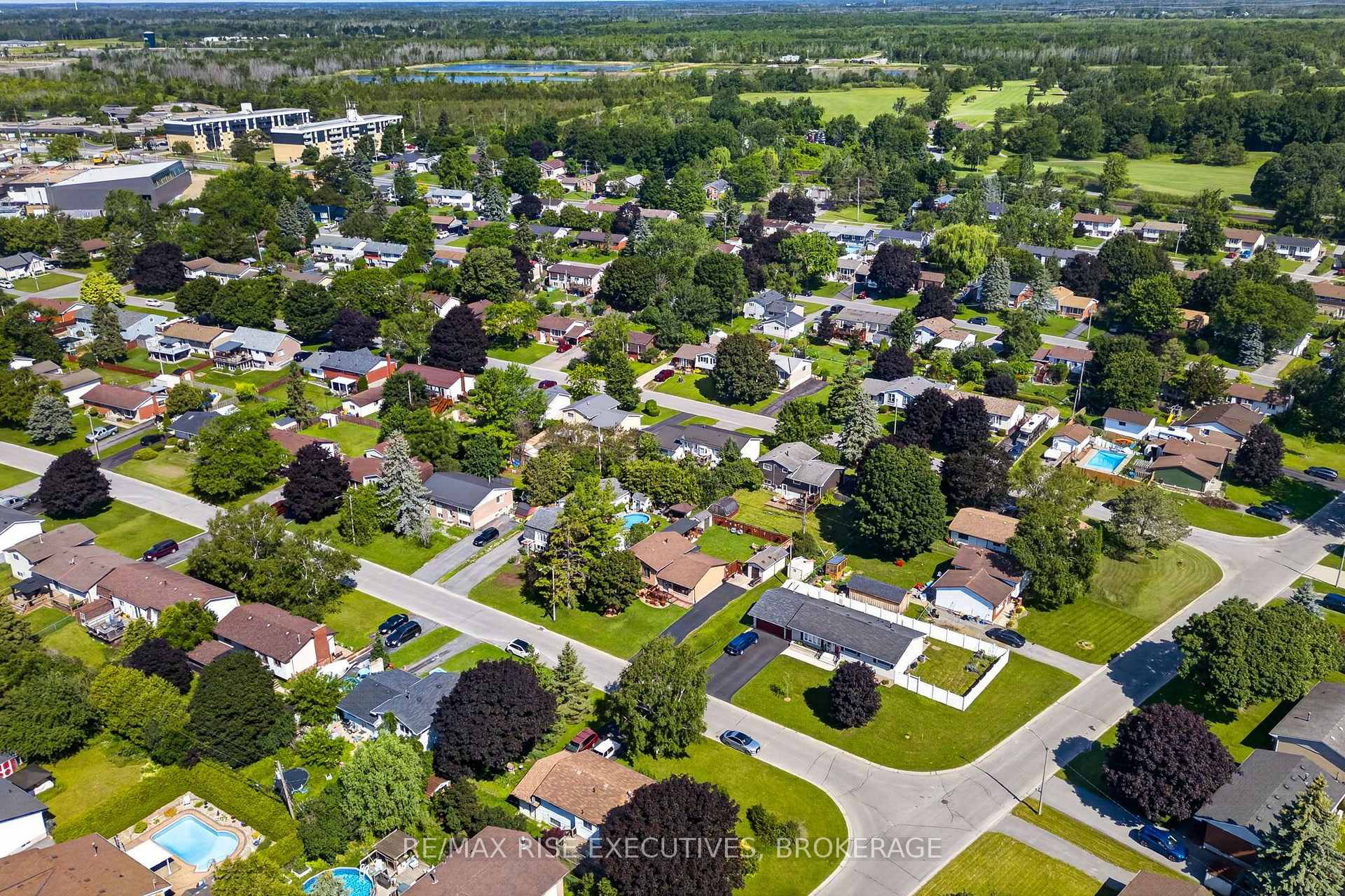 Photo 29 of 7 Cornell Avenue, Loyalist, Amherstview — HOMEH