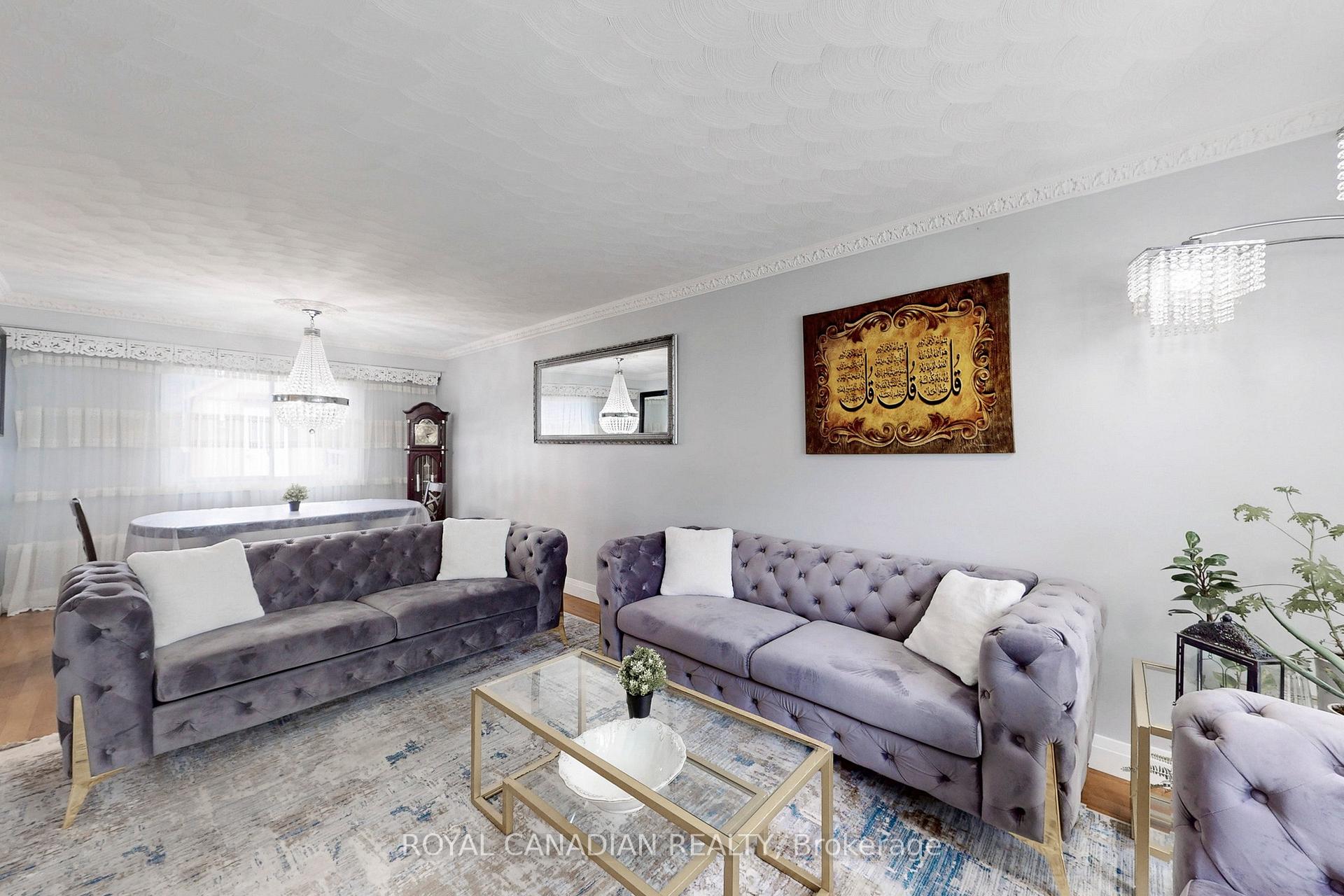 Photo 5 of 18 Millpond Place, Hamilton, Randall — HOMEH