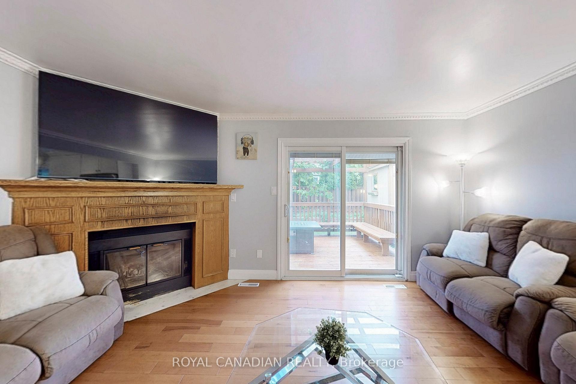 Photo 6 of 18 Millpond Place, Hamilton, Randall — HOMEH