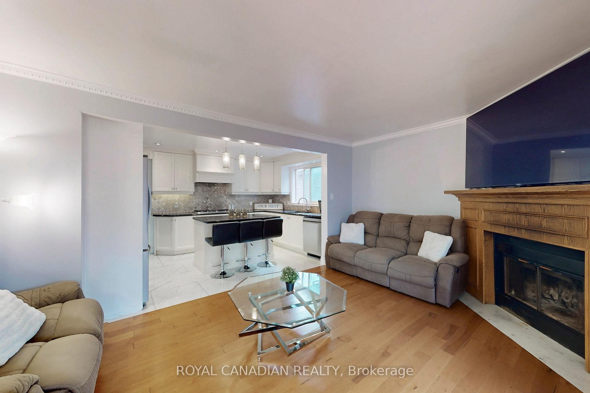 Photo 8 of 18 Millpond Place, Hamilton, Randall — HOMEH