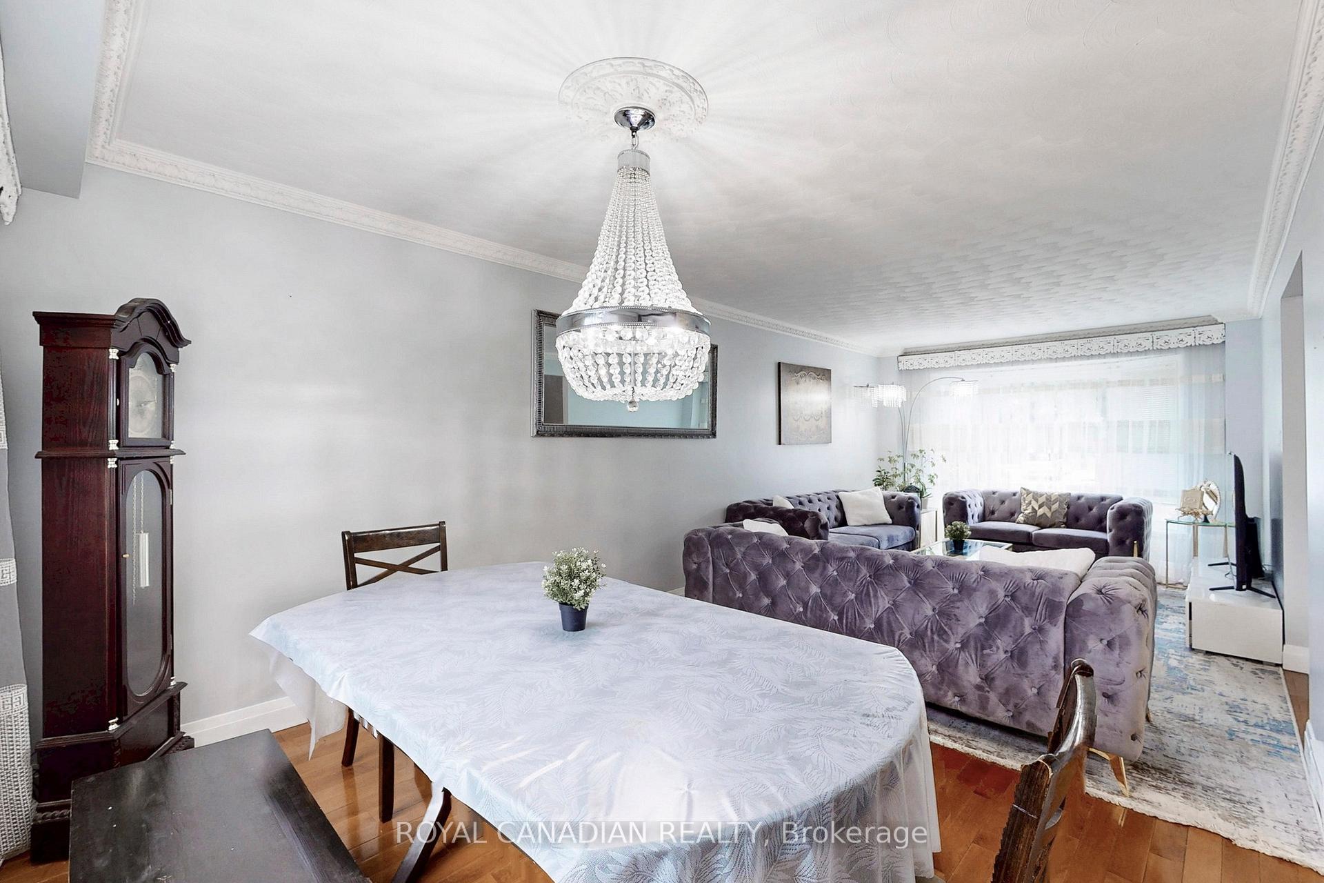 Photo 10 of 18 Millpond Place, Hamilton, Randall — HOMEH
