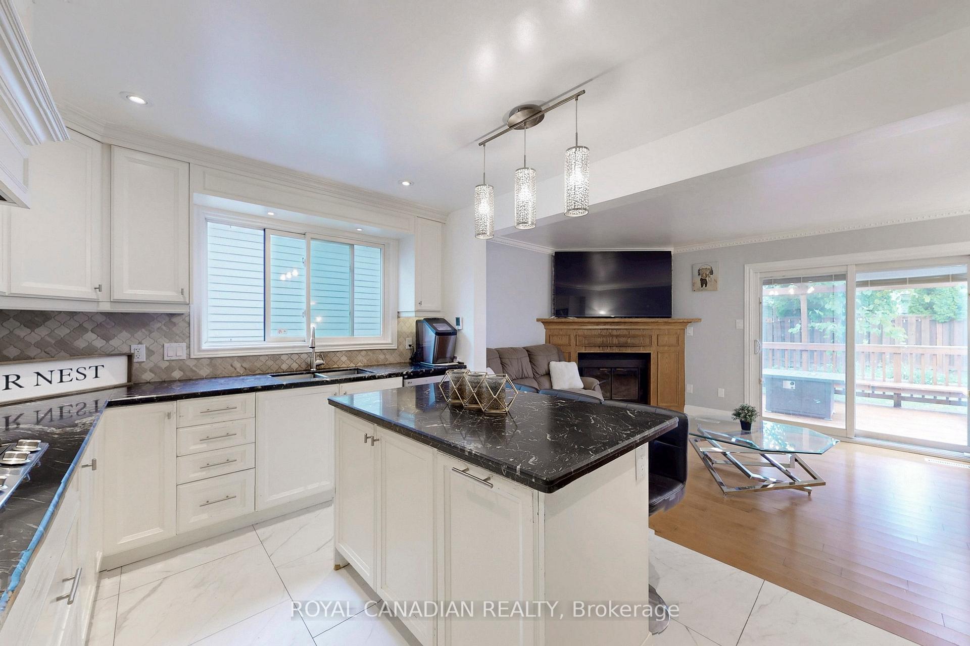 Photo 11 of 18 Millpond Place, Hamilton, Randall — HOMEH