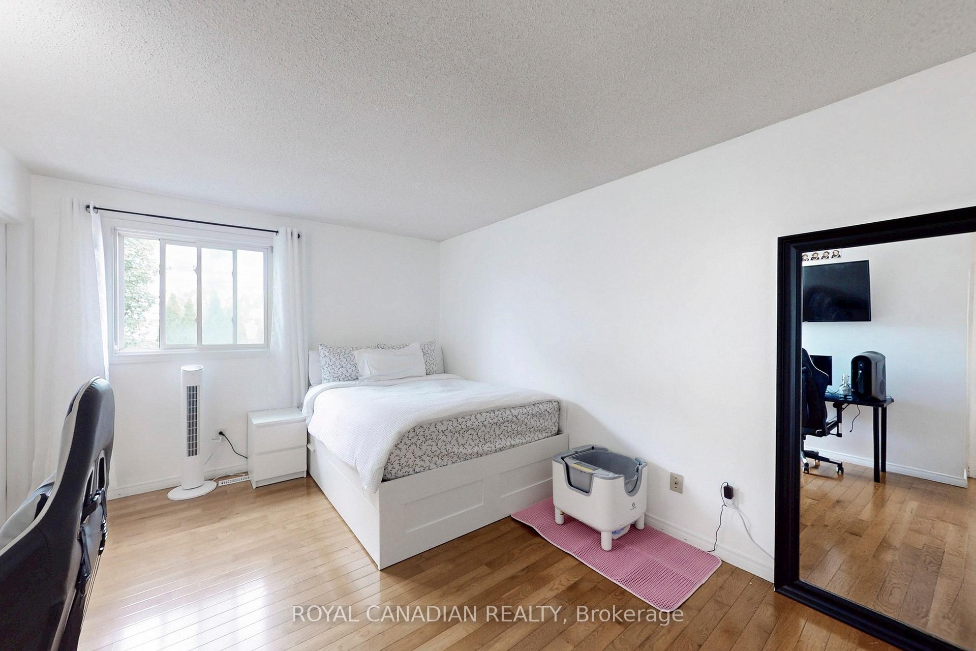 Photo 20 of 18 Millpond Place, Hamilton, Randall — HOMEH