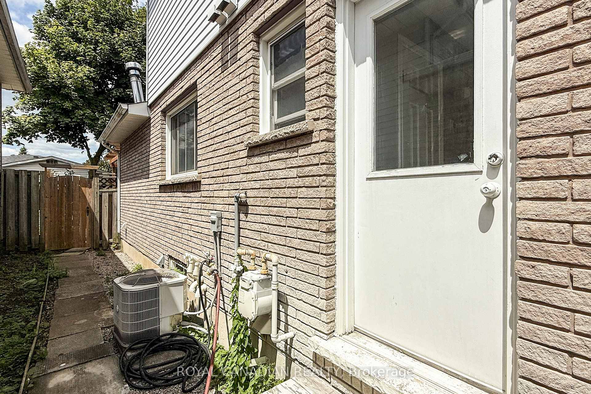 Photo 36 of 18 Millpond Place, Hamilton, Randall — HOMEH