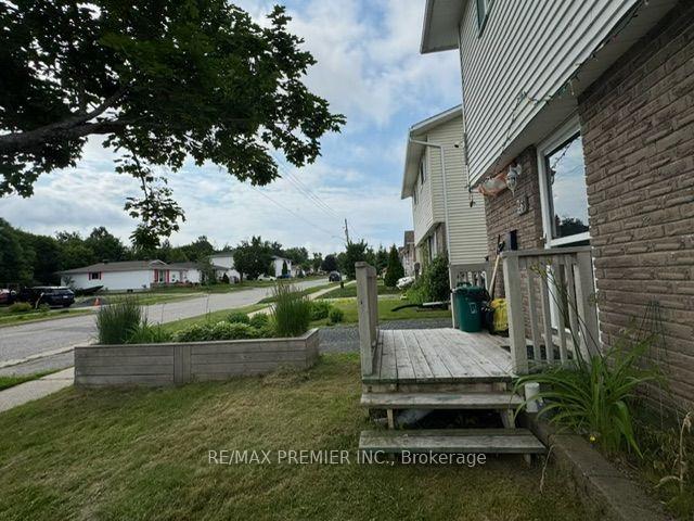 Photo 30 of 26 Hergott Avenue, Elliot Lake, West — HOMEH