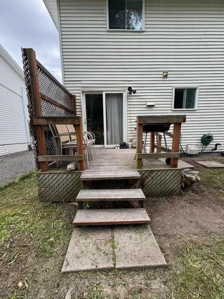 Photo 27 of 26 Hergott Avenue, Elliot Lake, West — HOMEH
