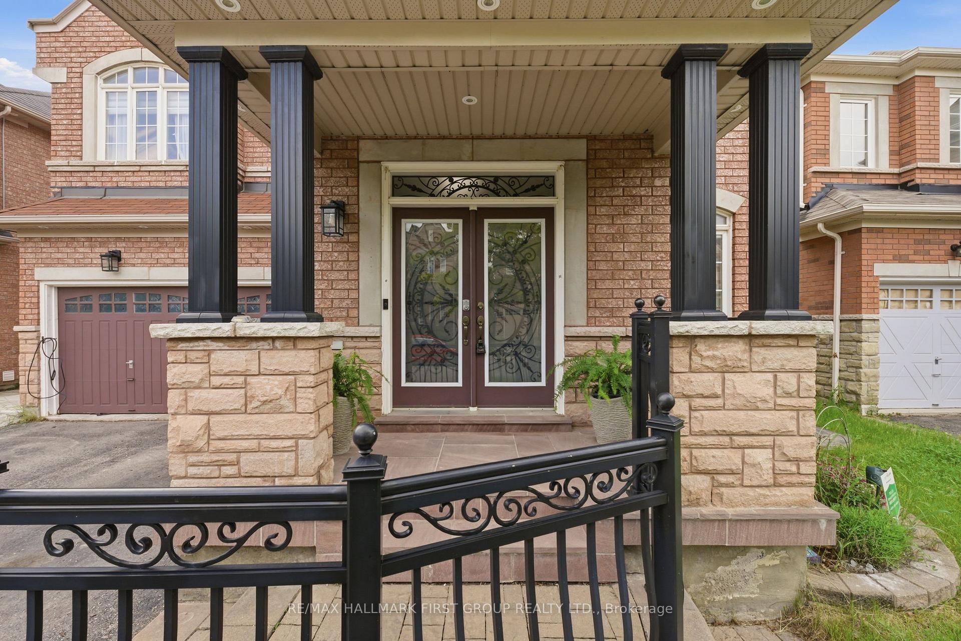 Photo 3 of 22 Cragg Crescent, Ajax, Northwest Ajax — HOMEH