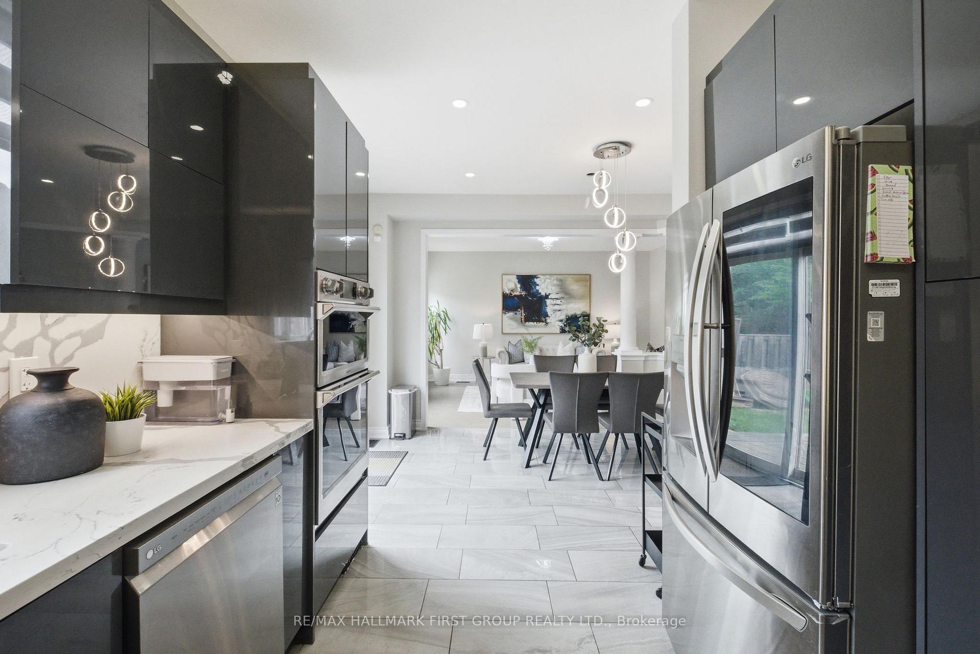 Photo 12 of 22 Cragg Crescent, Ajax, Northwest Ajax — HOMEH