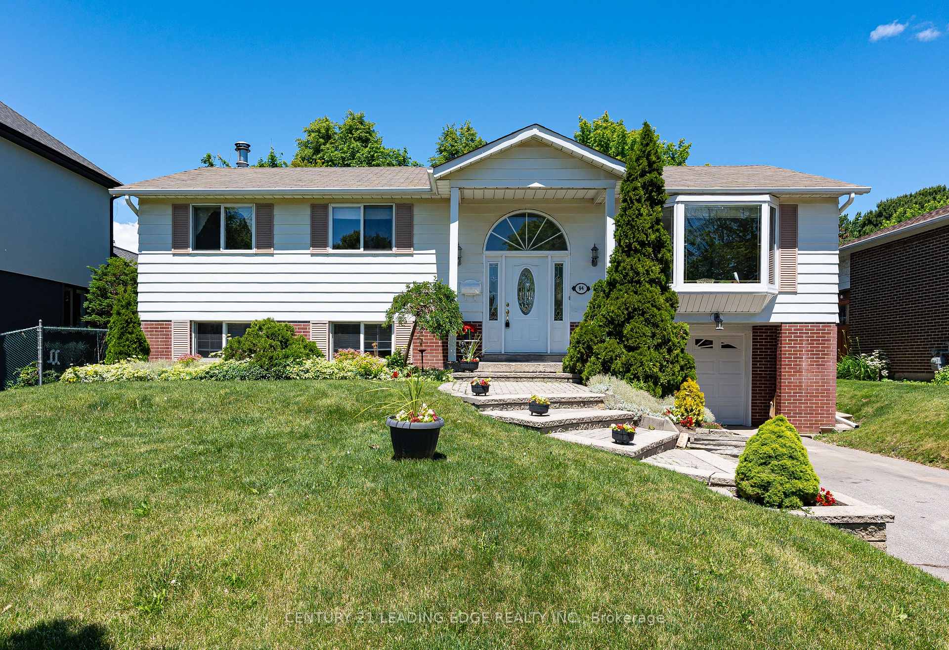 Photo 1 of 94 Southdale Drive, Markham, Bullock — HOMEH