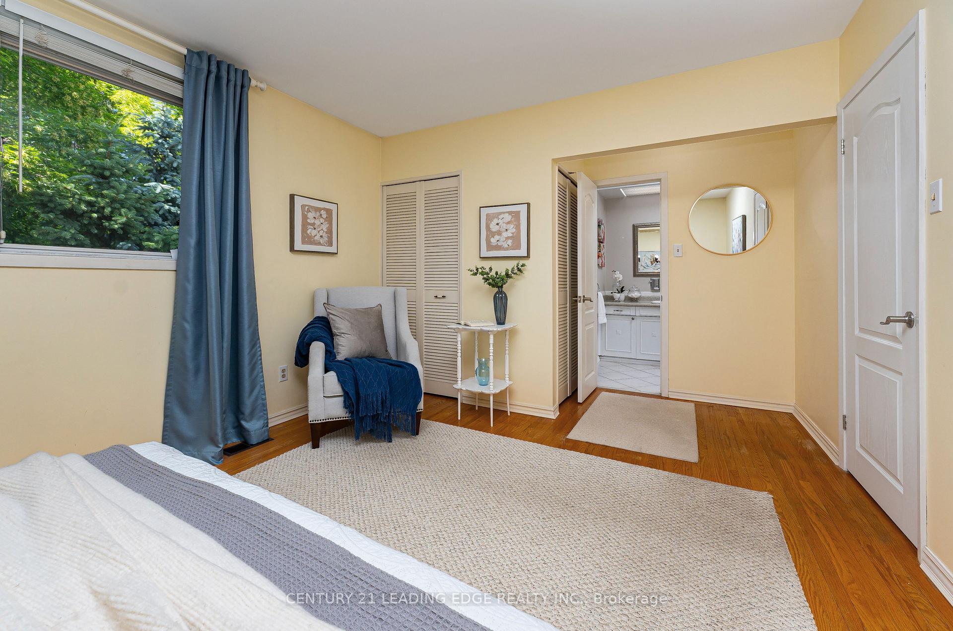 Photo 12 of 94 Southdale Drive, Markham, Bullock — HOMEH