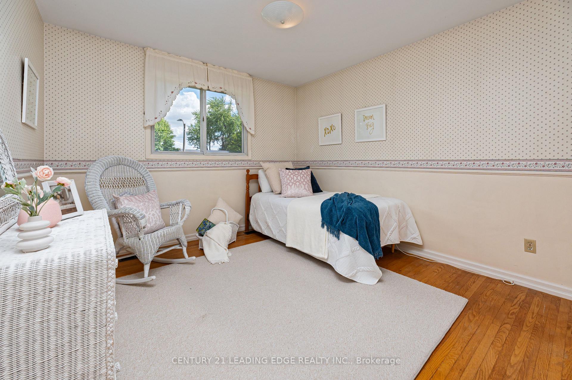 Photo 16 of 94 Southdale Drive, Markham, Bullock — HOMEH