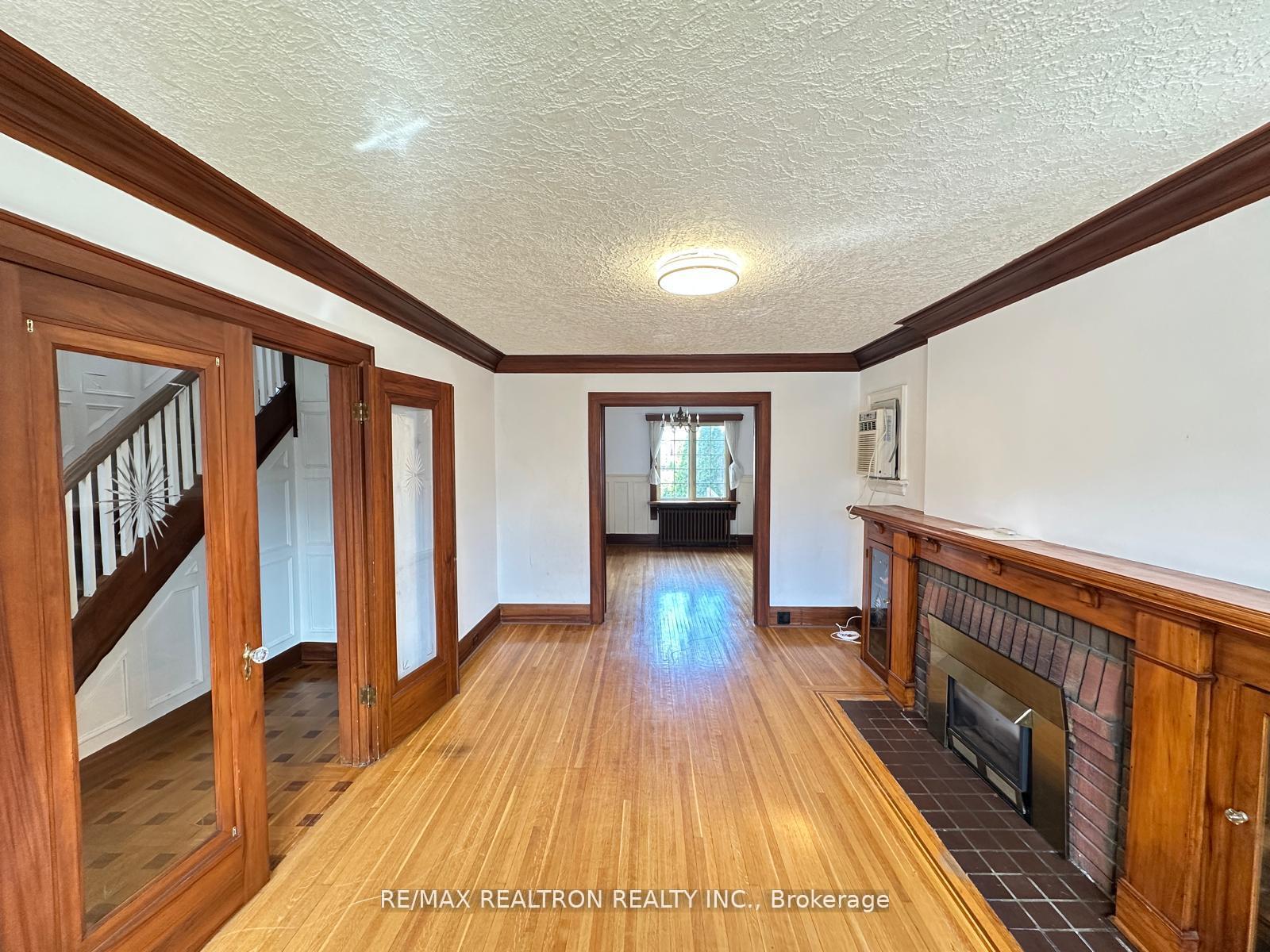 Photo 5 of 372 St Germain Avenue, Toronto, Lawrence Park North — HOMEH
