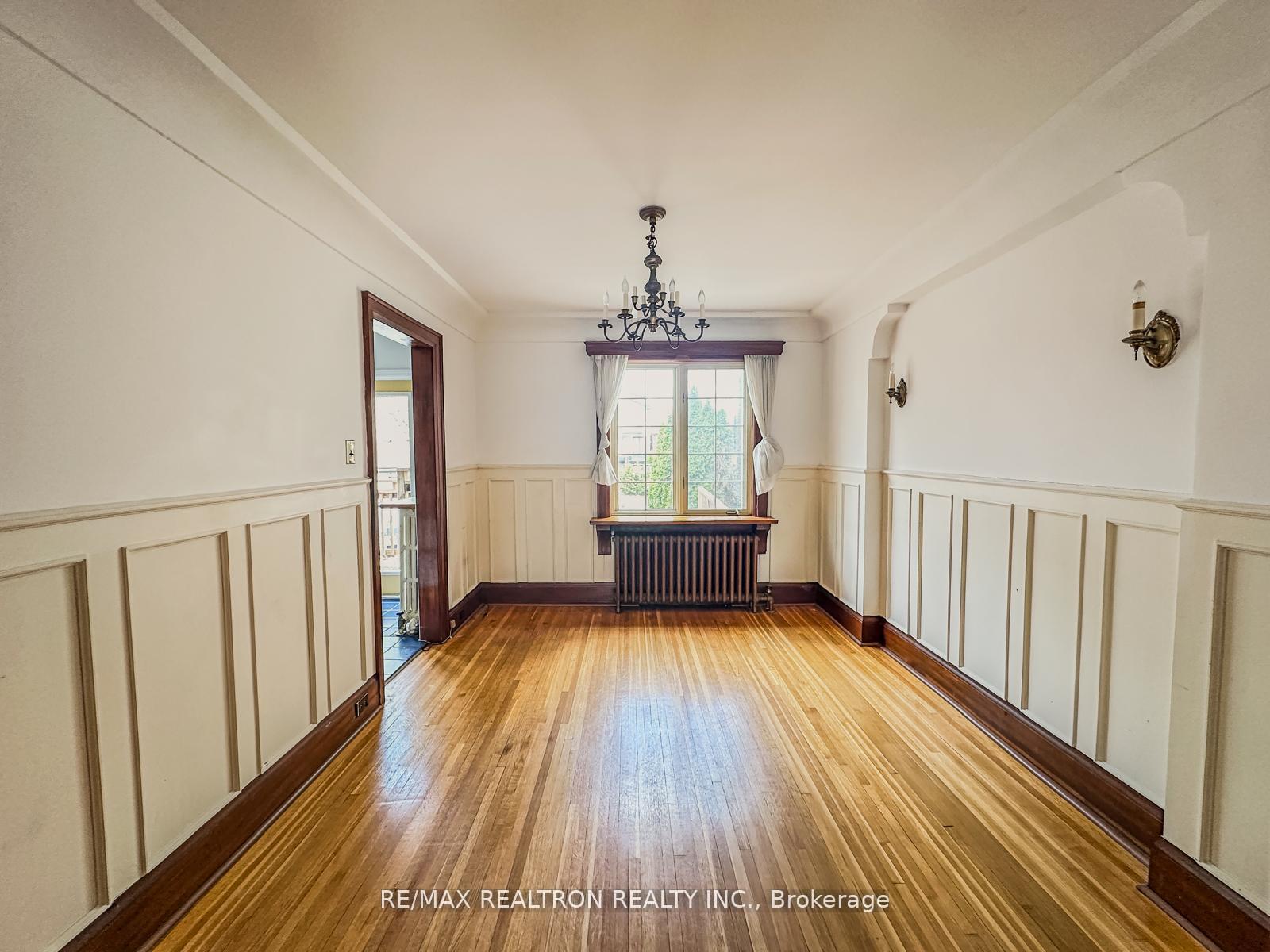 Photo 8 of 372 St Germain Avenue, Toronto, Lawrence Park North — HOMEH