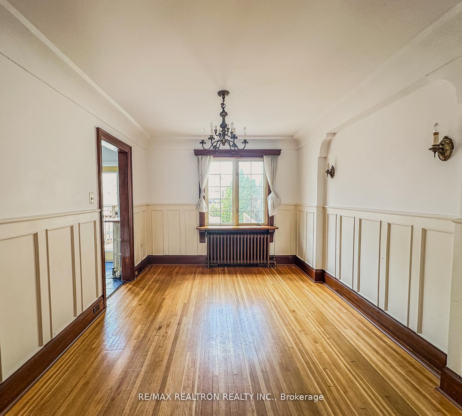 Photo 9 of 372 St Germain Avenue, Toronto, Lawrence Park North — HOMEH