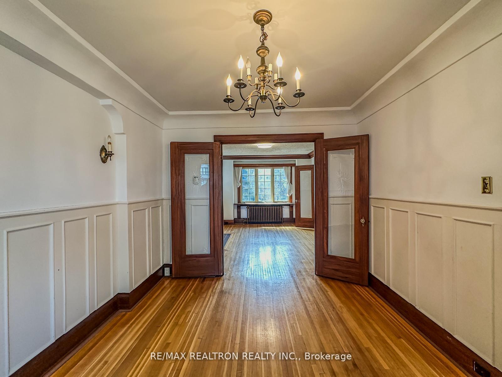 Photo 14 of 372 St Germain Avenue, Toronto, Lawrence Park North — HOMEH