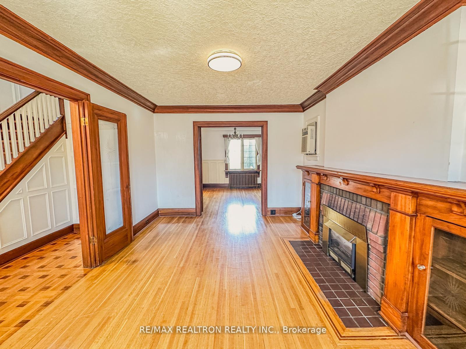 Photo 16 of 372 St Germain Avenue, Toronto, Lawrence Park North — HOMEH