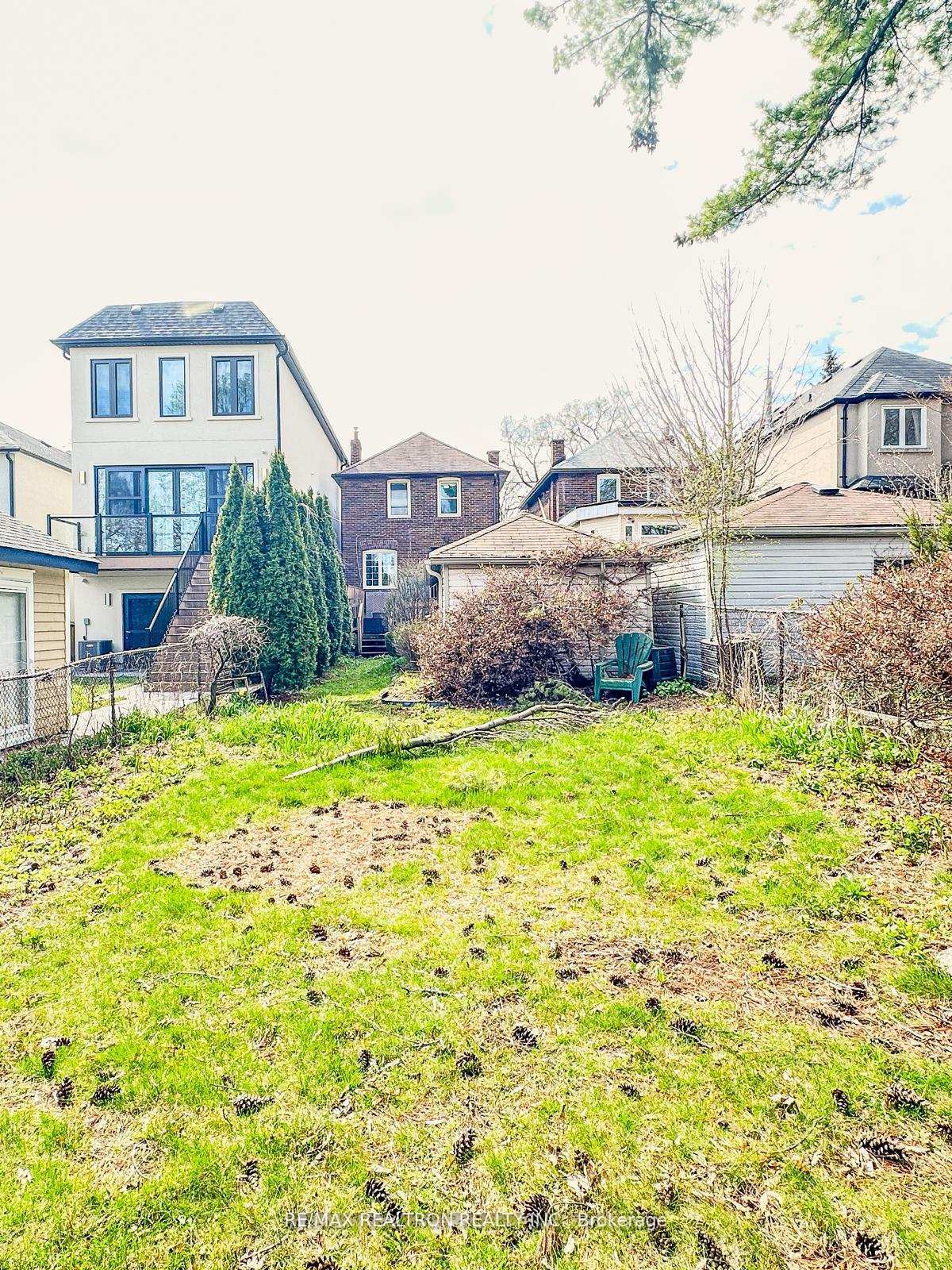 Photo 29 of 372 St Germain Avenue, Toronto, Lawrence Park North — HOMEH