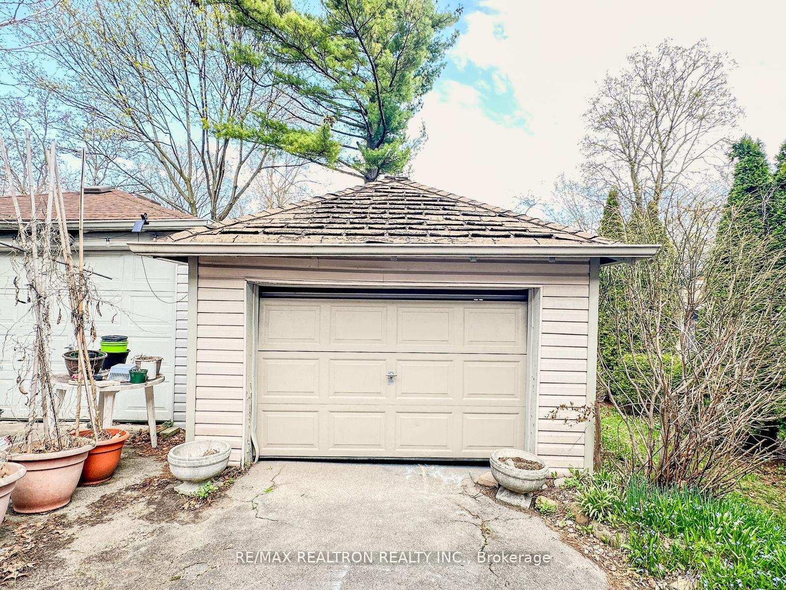 Photo 30 of 372 St Germain Avenue, Toronto, Lawrence Park North — HOMEH