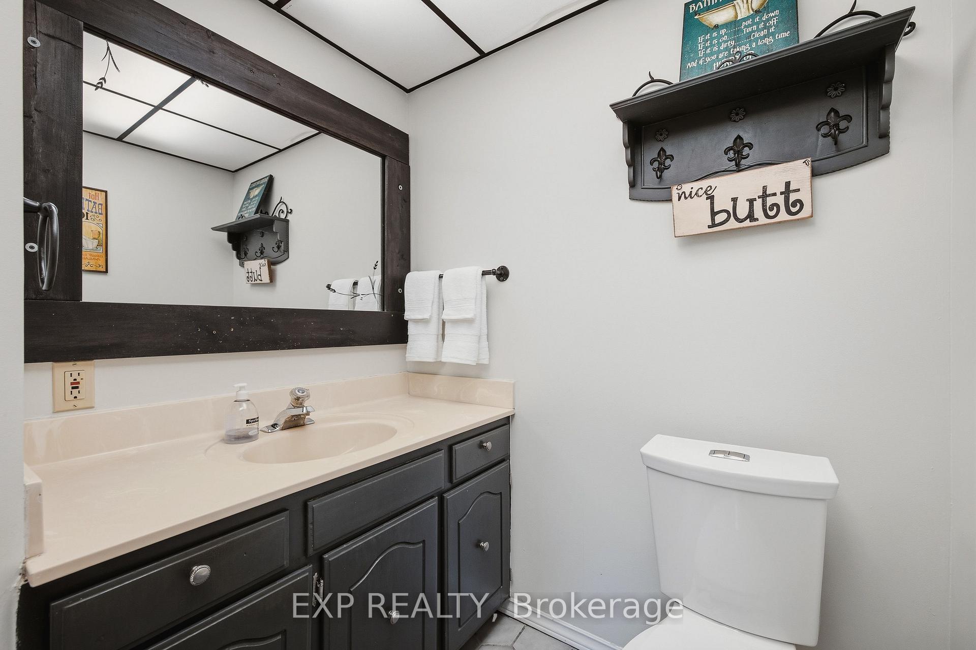 Photo 16 of 89 Geneva Crescent, Kitchener, Alpine — HOMEH