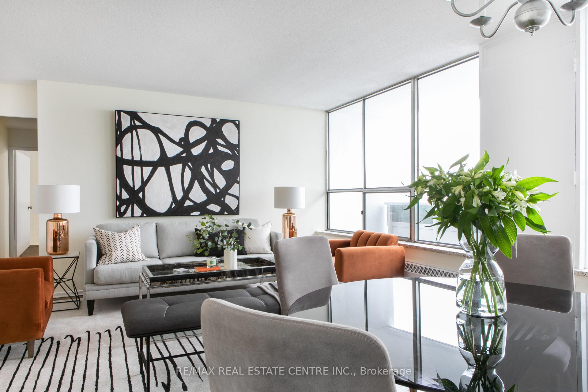 Photo 9 of Unit 110, 150 Graydon Hall Drive, North York, Parkwoods-Donalda — HOMEH