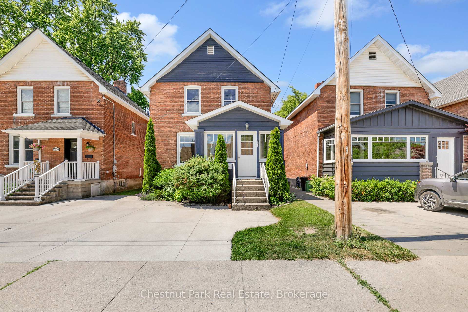Photo 2 of 1208 3rd Avenue A, Owen Sound — HOMEH
