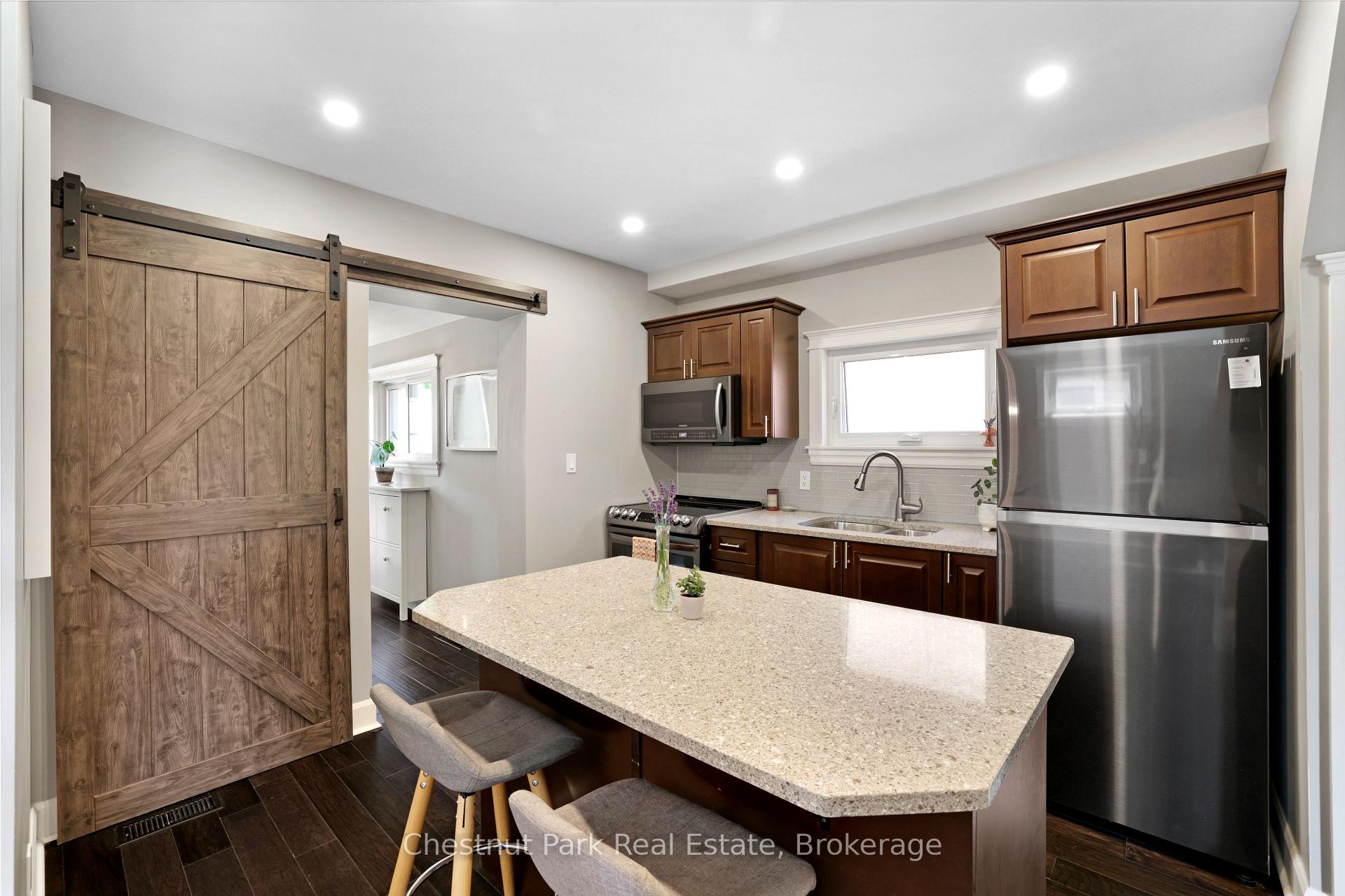 Photo 16 of 1208 3rd Avenue A, Owen Sound — HOMEH