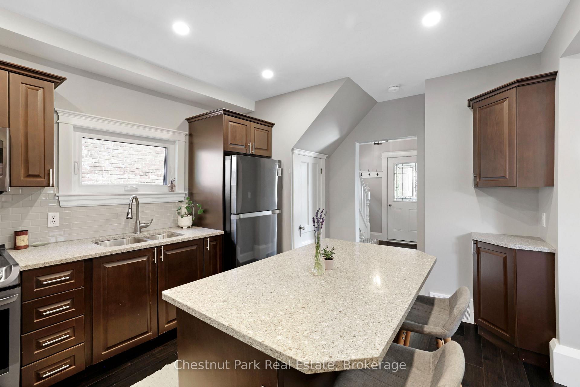 Photo 17 of 1208 3rd Avenue A, Owen Sound — HOMEH