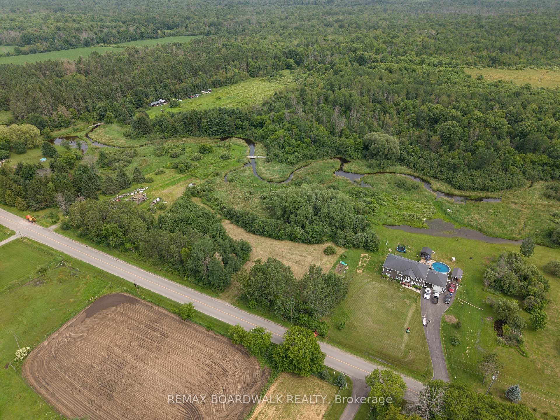 Photo 4 of 1403 Pittston Road, Edwardsburgh/Cardinal, Edwardsburgh/Cardinal Twp — HOMEH