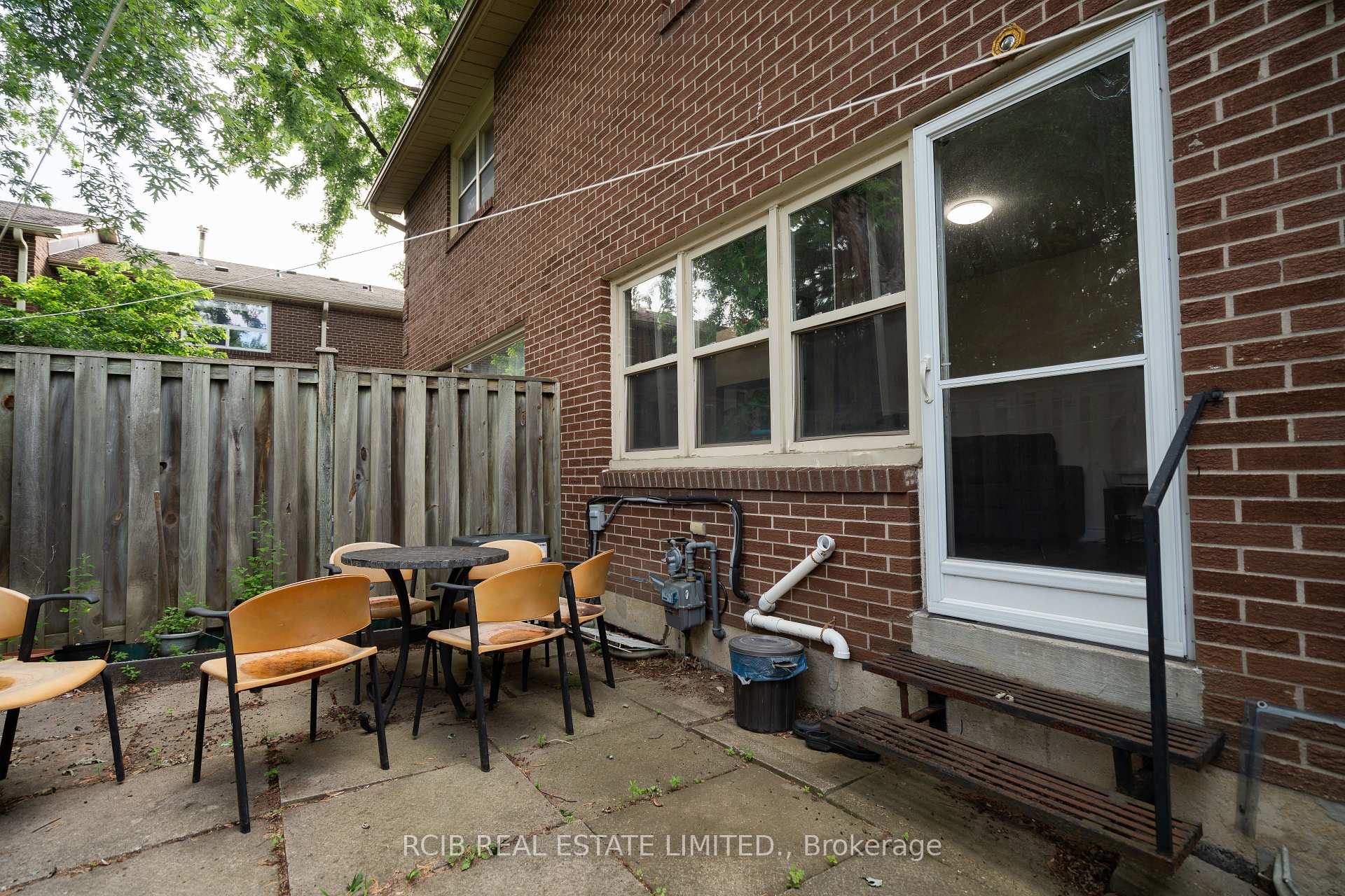 Photo 15 of 38 Eden Park, Brampton, Southgate — HOMEH