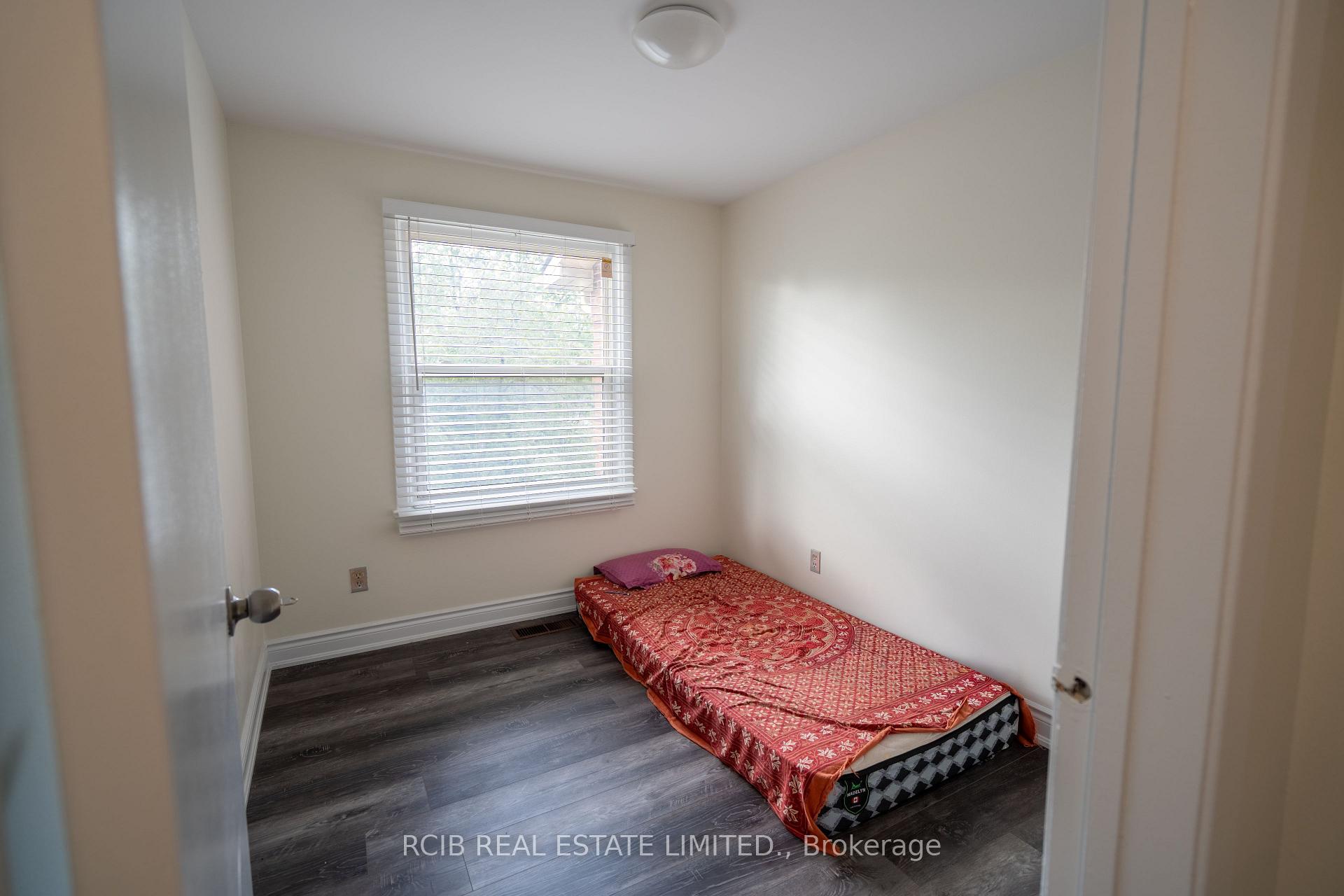 Photo 30 of 38 Eden Park, Brampton, Southgate — HOMEH