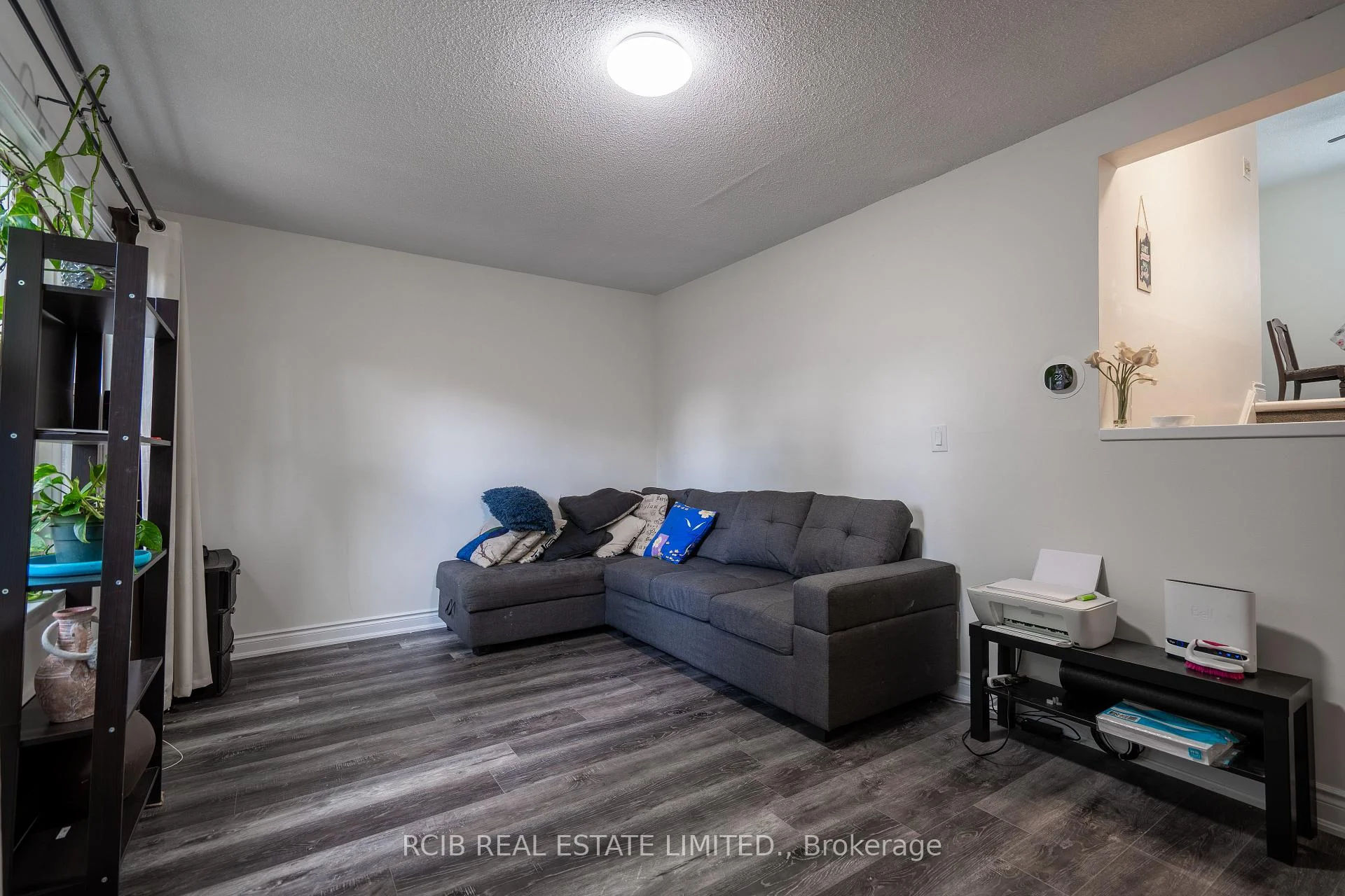 Photo 5 of 38 Eden Park, Brampton, Southgate — HOMEH