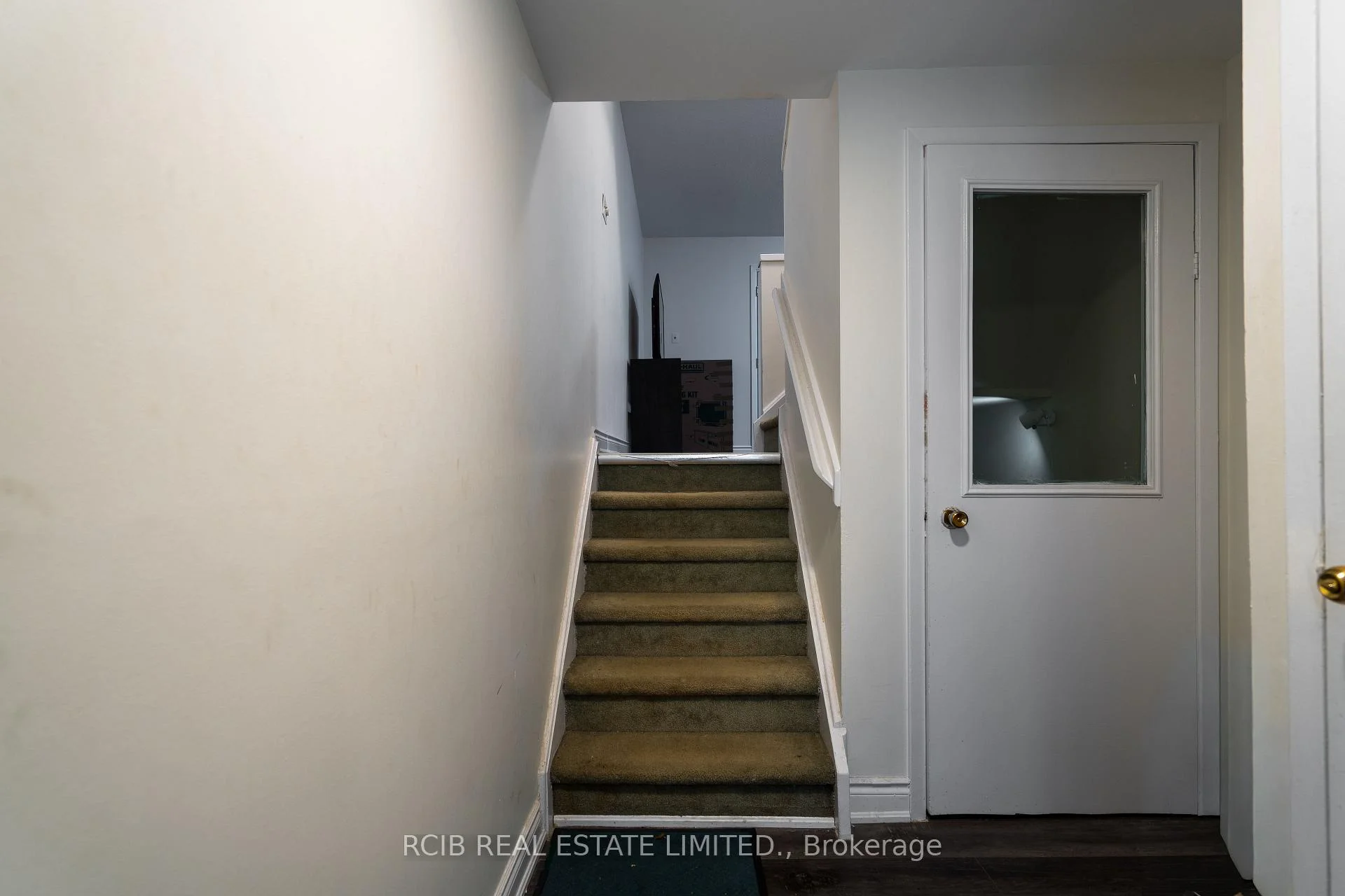 Photo 12 of 38 Eden Park, Brampton, Southgate — HOMEH