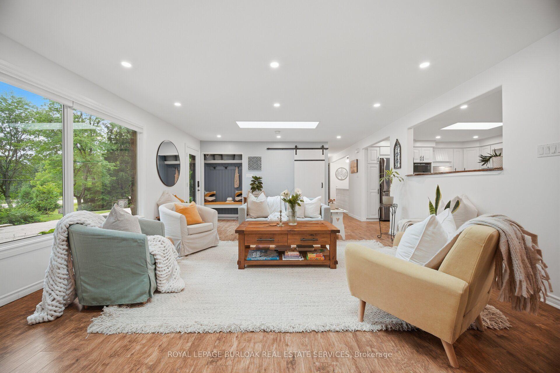 Photo 10 of 915 Governors Road, Hamilton, Rural Dundas — HOMEH