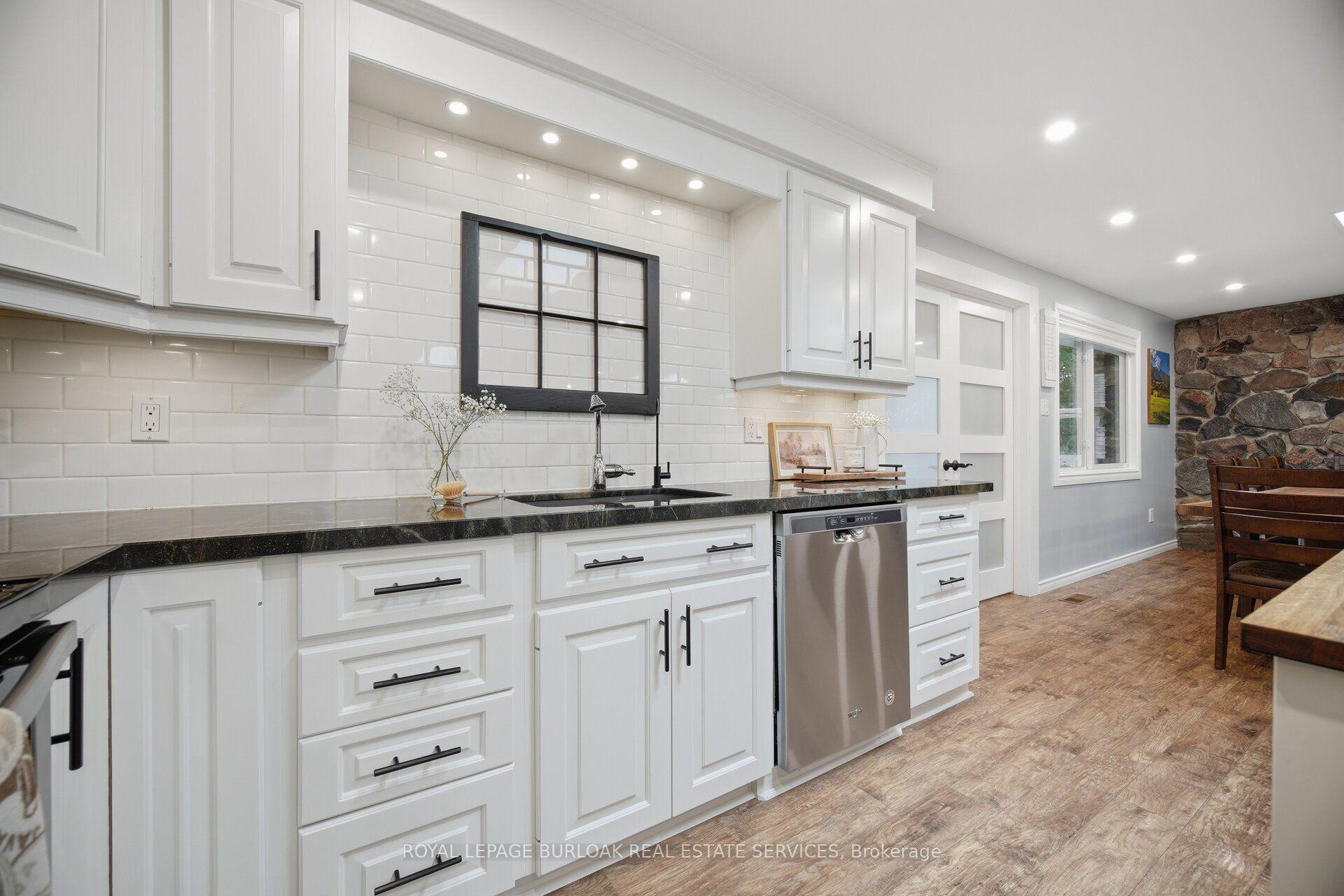Photo 16 of 915 Governors Road, Hamilton, Rural Dundas — HOMEH