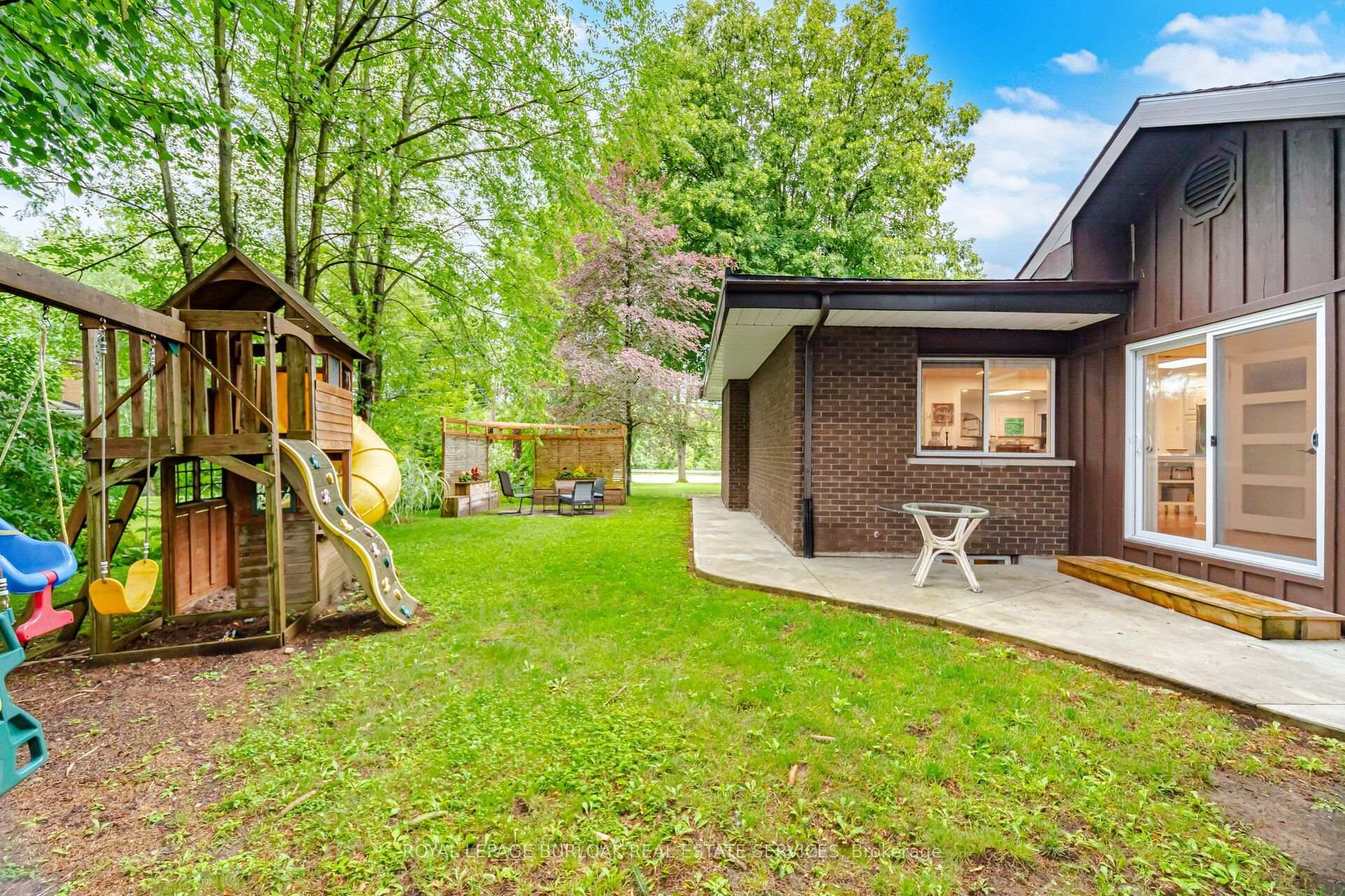 Photo 49 of 915 Governors Road, Hamilton, Rural Dundas — HOMEH