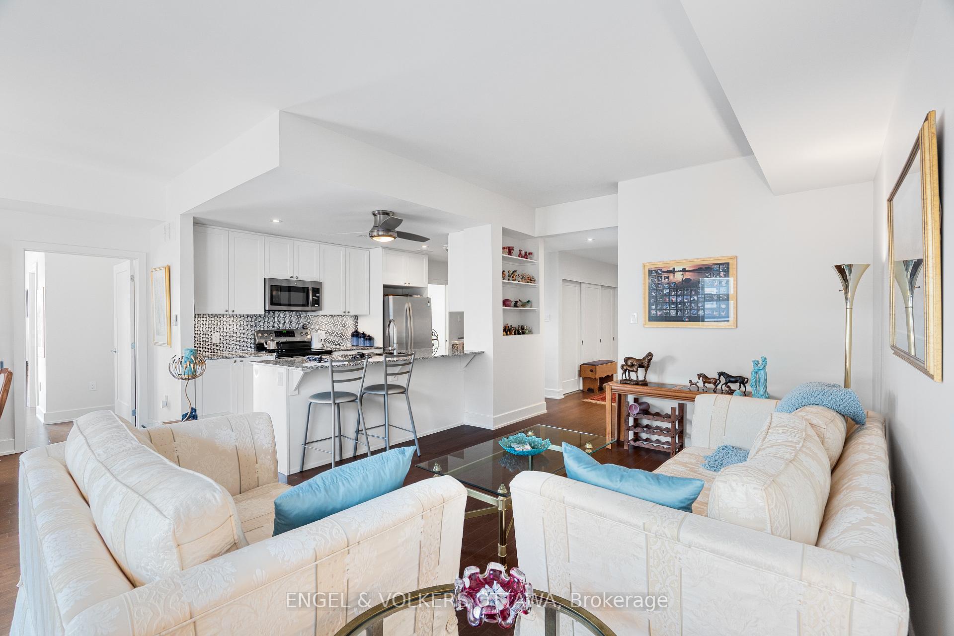 Photo 6 of Unit 304, 355 Elizabeth Cosgrove Private, Ottawa, Mer Bleue/Bradley Estates/Anderson Park — HOMEH
